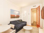 Piso de alquiler en C. de Atocha, Cortes Huertas