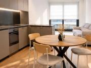 Piso de alquiler en Calle Calle Aspe, Reina Victoria...