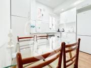 Piso de alquiler en Ferrer del Río, 25, Guindalera