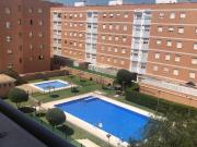 Piso de alquiler en Parque Alcosa