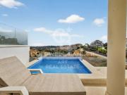 Piso de alto standing de 101 m2 en venta en Marbella, España