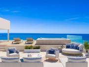 Piso de alto standing de 160 m2 en venta en Estepona, España