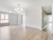Piso de alto standing de 165 m2 en venta en Madrid, España