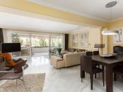 Piso de alto standing de 209 m2 en venta en Marbella, España