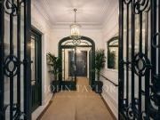 Piso de alto standing de 245 m2 en venta en Madrid, España