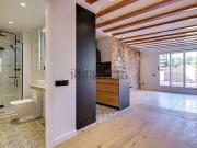 Piso de alto standing de 76 m2 en venta en Barcelona, España