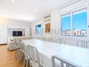 Piso de alto standing de 77 m2 en venta en Barcelona, España