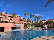 Piso de alto standing en venta en Estepona, Andalucía