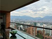 Piso de alto standing en venta en Medellín, Colombia