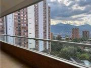 Piso de alto standing en venta en Medellín, Departamento...