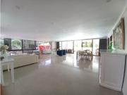 Piso de alto standing en venta en Medellín, Departamento... Piso de alto standing en venta en Medellín, Departamento...