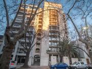 Piso de categoría en alquiler la plata