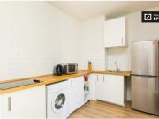 Piso de diseño con 1 habitación, balcón y aparcamiento...