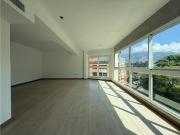Piso de lujo en venta en Nueva Caracas, Venezuela