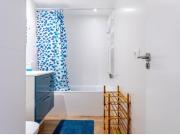 Piso de tres habitaciones reformado en Avda. Benito...