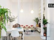 Piso de 2 dormitorios en alquiler en Embajadores, Madrid