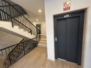 PISO DÚPLEX DE 3 DORMITORIOS CON 1 PLAZA DE GARAJE