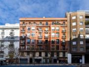 Piso elegante y luminoso en Calle Diego de León – Barrio...