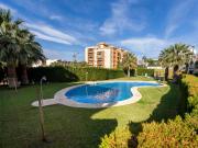 Piso en Aguadulce en urbanización con piscina