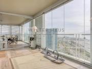 Piso en alquiler con terraza, parking y piscina...