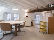 Piso en alquiler de 2 habitaciones en Hospital de...