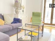 Piso en alquiler de 2 habitaciones en Tirso De Molina,...