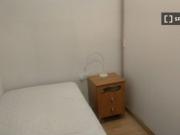 Piso en alquiler de 3 habitaciones en lAntiga Esquerra...