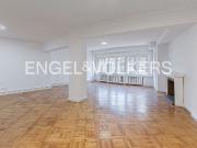 Piso en alquiler en Barcelona, de 239 m² 5 habitaciones...