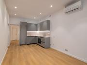 Piso en alquiler en calle CL Galileu, Barcelona, de 65...