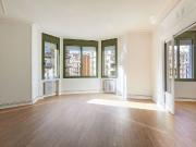 Piso en alquiler en calle De Balmes, Barcelona, de 245...