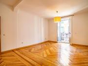 Piso en alquiler en calle de Concepción Jerónima 35, Madrid