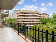 Piso en alquiler en calle De Còrsega, Barcelona, de 167...