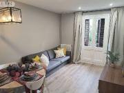 Piso en alquiler en calle De Girona, Barcelona, de 72 m²...