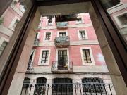 Piso en alquiler en calle De Guifré, Barcelona, de 63 m²...