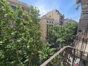 Piso en alquiler en calle De Londres, Barcelona, de 44...