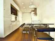 Piso en alquiler en calle De Nàpols, Barcelona, de 64 m²...