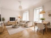 Piso en alquiler en calle De Sardenya, Barcelona, de 125...