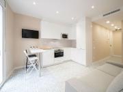 Piso en alquiler en calle De Torns, Barcelona, de 60 m²...