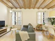 Piso en alquiler en calle Del Bisbe, Barcelona, de 57 m²... Piso en alquiler en calle Del Bisbe, Barcelona, de 57 m²...