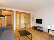 Piso en alquiler en calle Del Carme, Barcelona, de 54 m²...