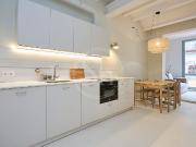 Piso en alquiler en calle Del Roser, Barcelona, de 49 m²...