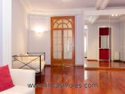 Piso en alquiler en calle Muntaner, Barcelona, de 130 m²...
