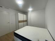 Piso en alquiler en calle Sant Martí, Lleida, de 60 m² 2...