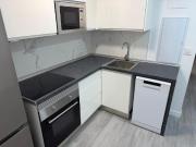 Piso en alquiler en Madrid, Calle de Puentelarra, 28031