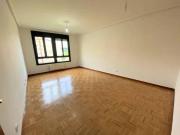 Piso en Alquiler en Oviedo