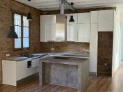 Piso en alquiler en paseo De la Reina Elisenda de...