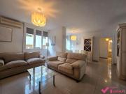 Piso en alquiler en Sevilla, Avenida de la República...