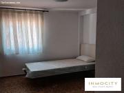 Piso en Alquiler en Valencia de las Torres, Valencia