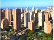 PISO EN BENIDORM CON 3 DORMITORIOS, 2 BAÑOS, PISCINA,...
