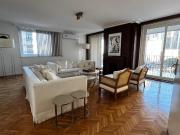 Piso en Edif. Sudameris. 3 dorms. 1 cochera. Seg. 24hs